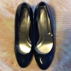 Navy Blue High heels. Size 9